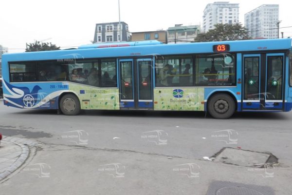 quảng cáo xe buýt cho biotrade