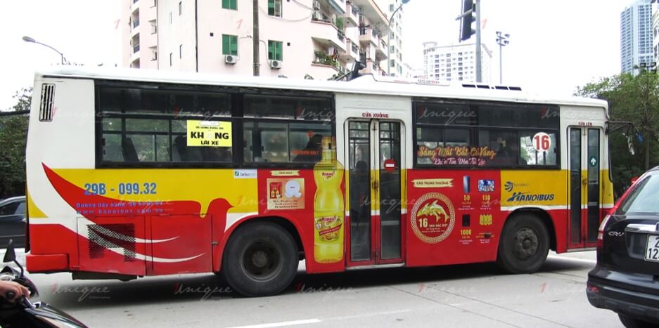 quảng cáo xe buýt cho dầu cá ranee