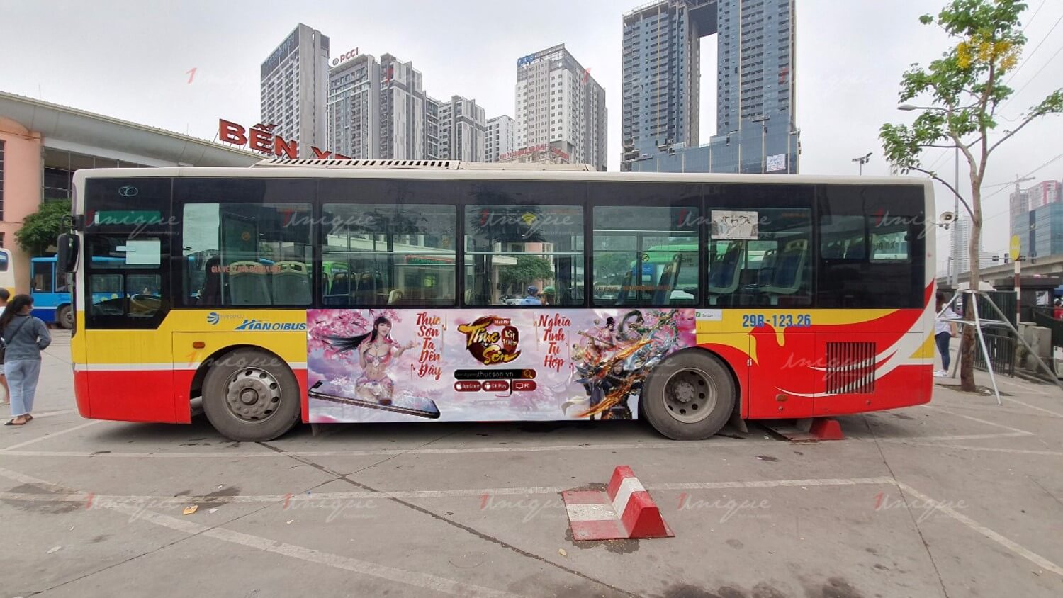 quảng cáo trên xe buýt cho soha game