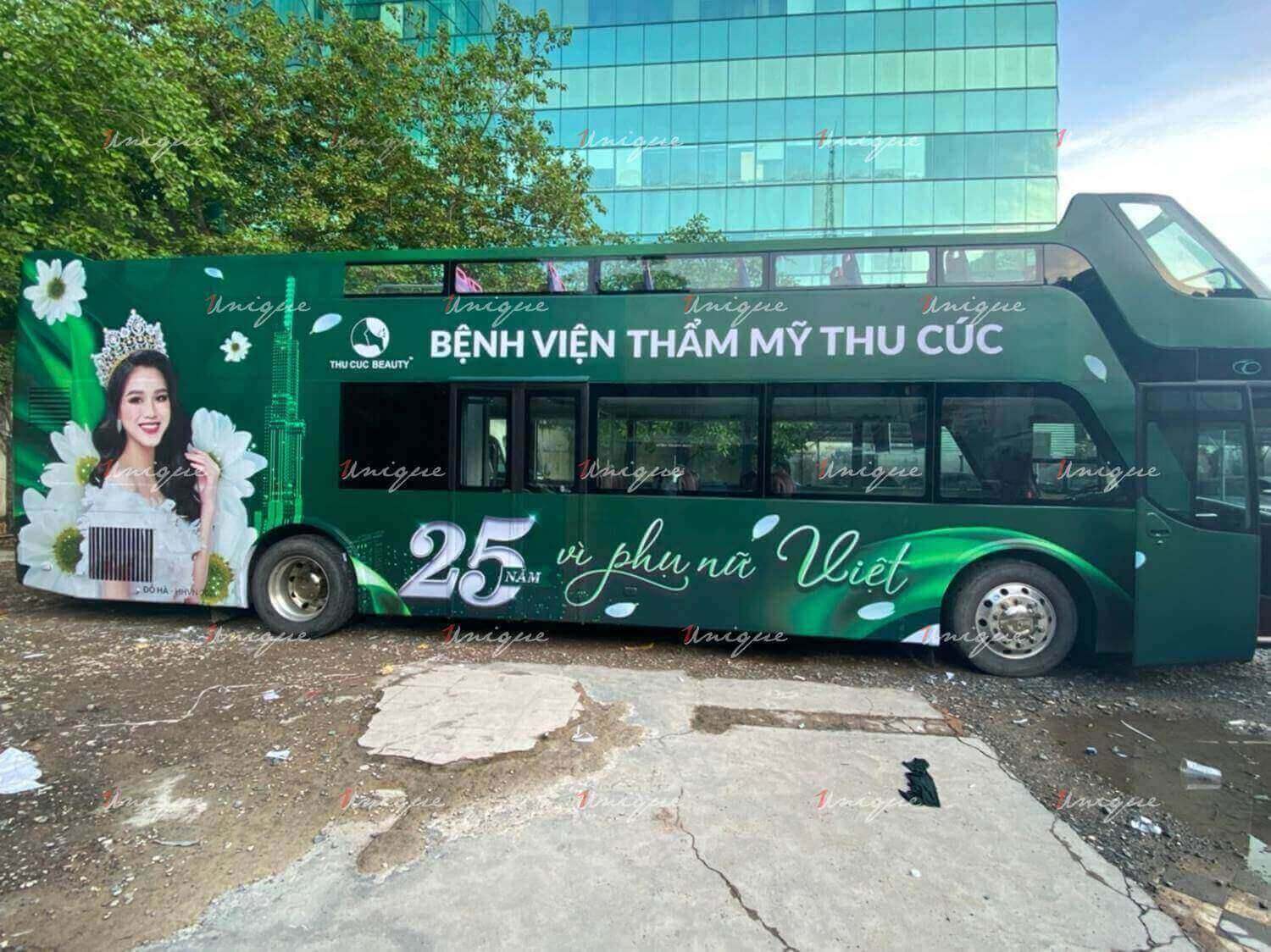 quảng cáo trên xe buýt hai tầng
