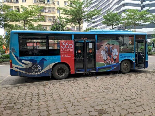 Thương hiệu thời trang cho phái mạnh 360 Boutique với chiến dịch quảng cáo trên xe bus tại Hà Nội 